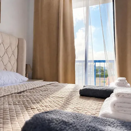 Diana 52-universal 1br With Pool View Apartment Paphos