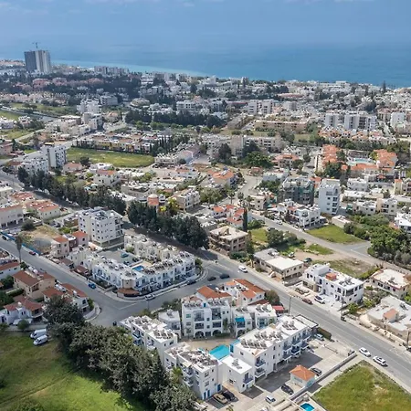 Apartment Diana 52-universal 1br With Pool View Paphos